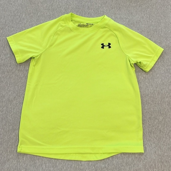 VGUC⭐️ 5 Under Amour tech fabric t-shirts size small - Picture 7 of 7
